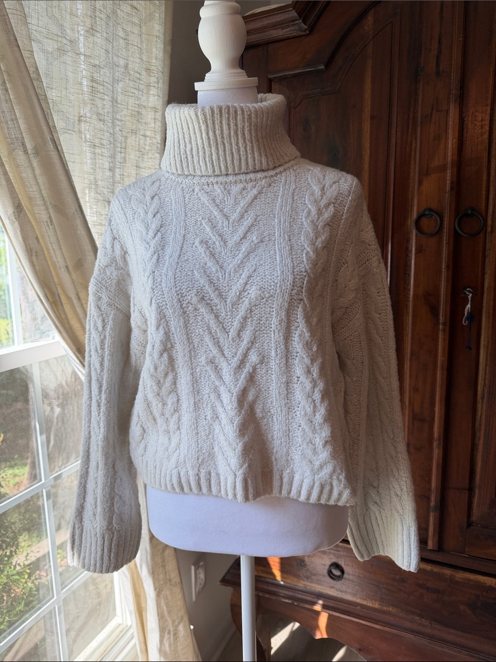 Cozy Cable Knit Turtleneck Sweater in Cream